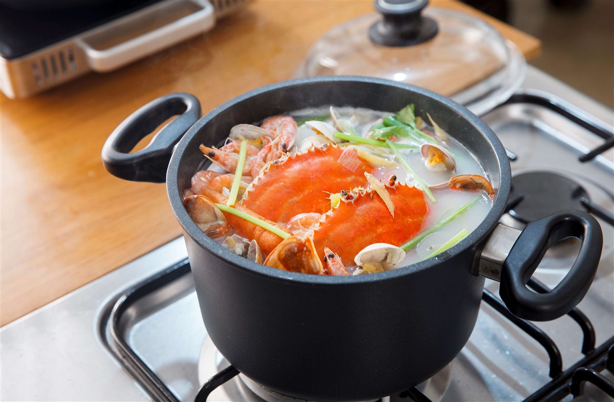 【图文】紫菜海鲜汤的做法_紫菜海鲜汤的家常做法_紫菜海鲜汤怎么做好吃_做法步骤,视频_紫菜海鲜汤-美食天下